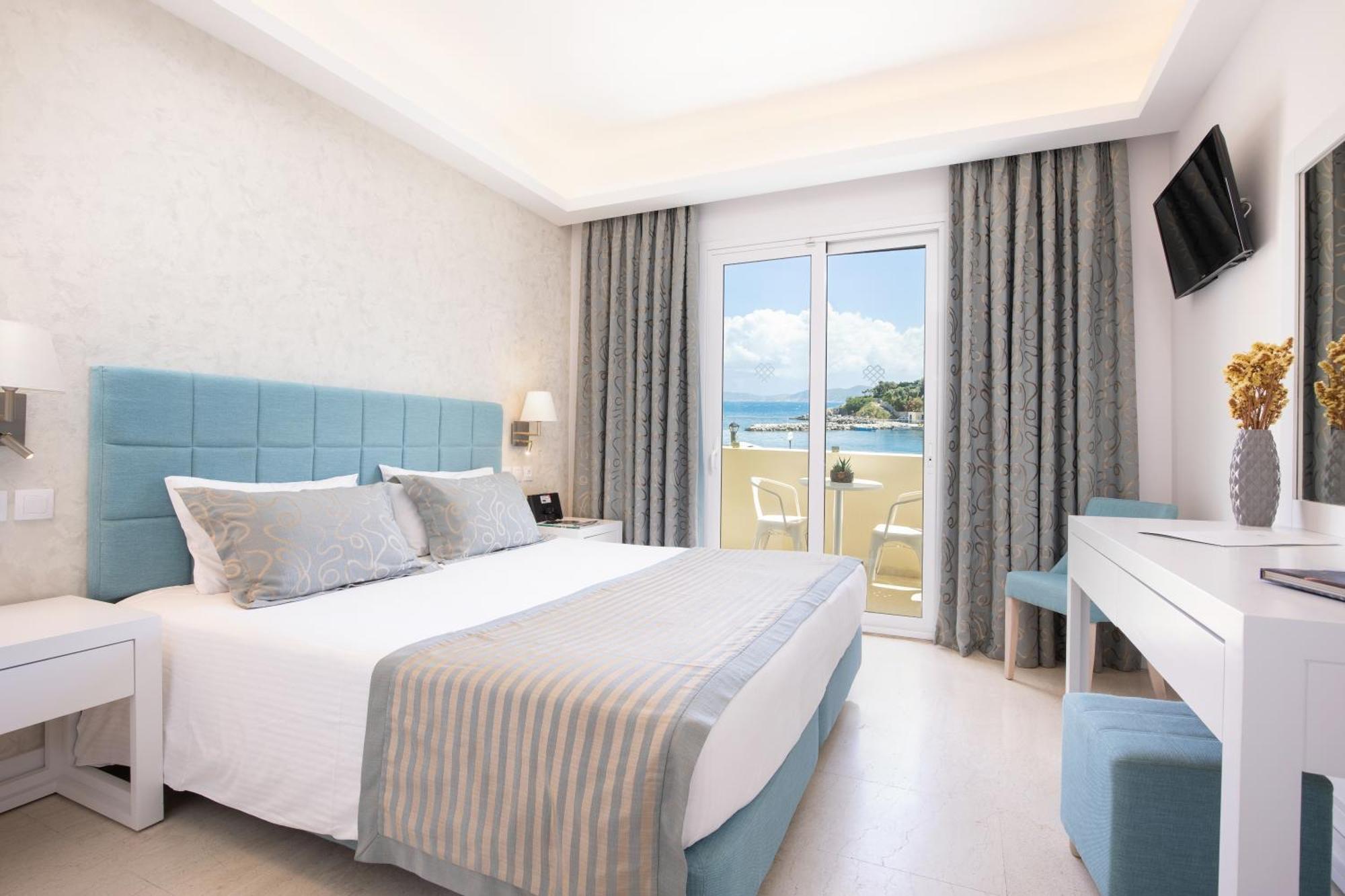 Melina Bay Boutique Kassiopi